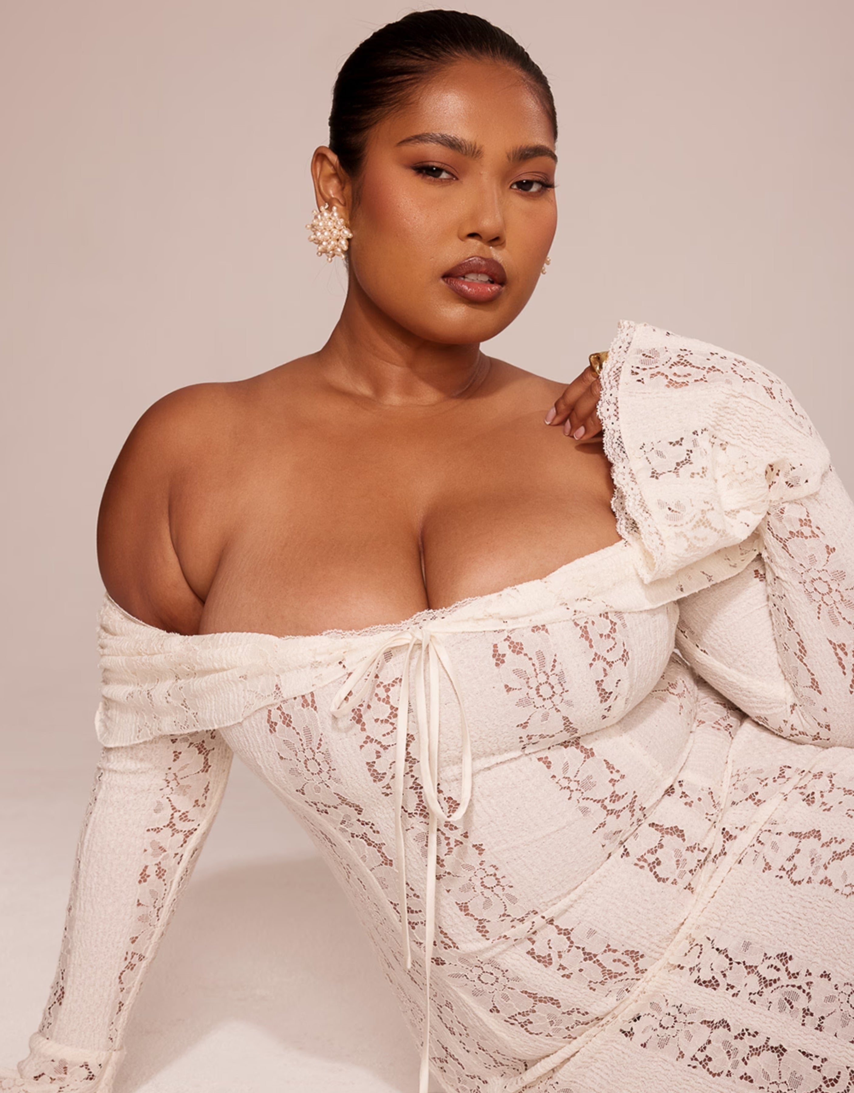 Arwen Lace | Off-Shoulder Maxi Dress