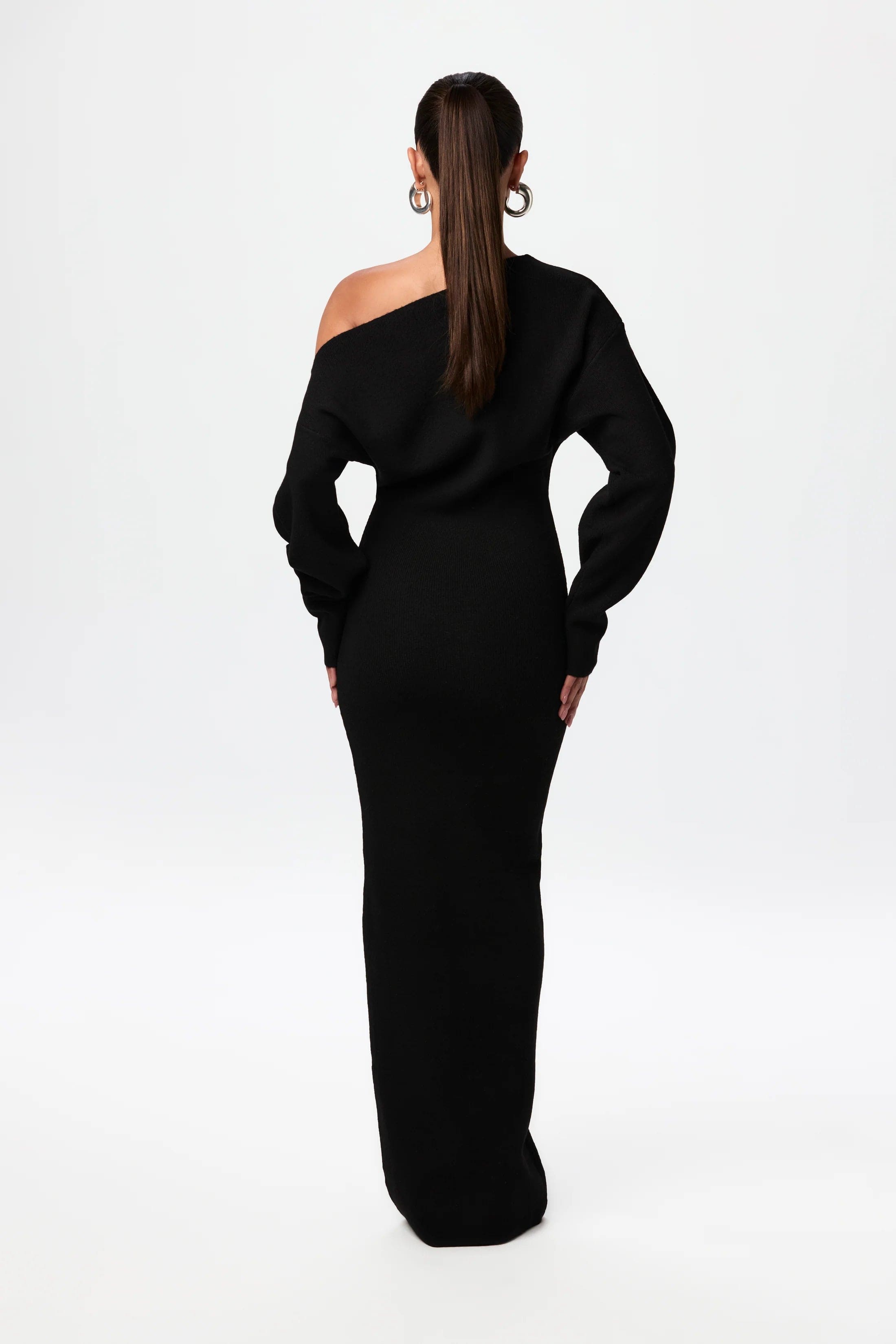 Serena Knit | Off-Shoulder Maxi Dress