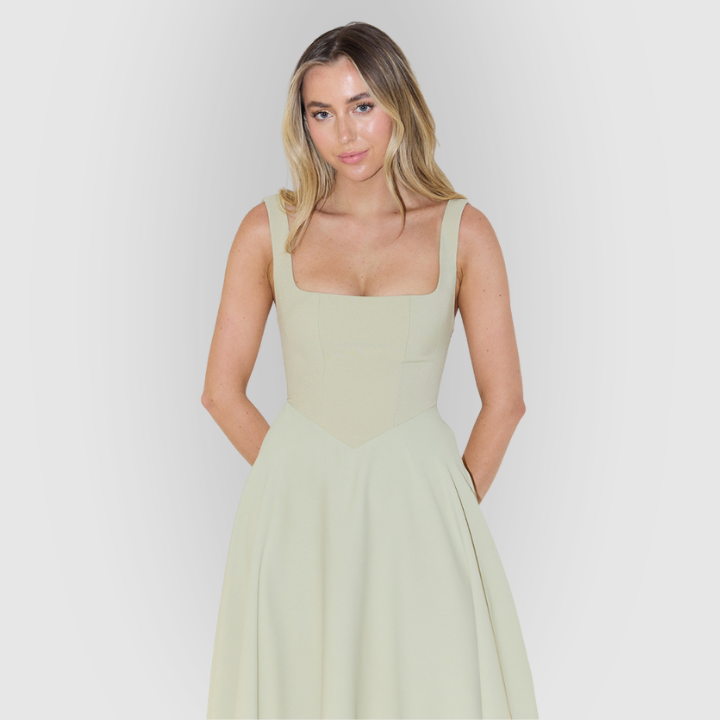 Clara Luna | Elegant Dress