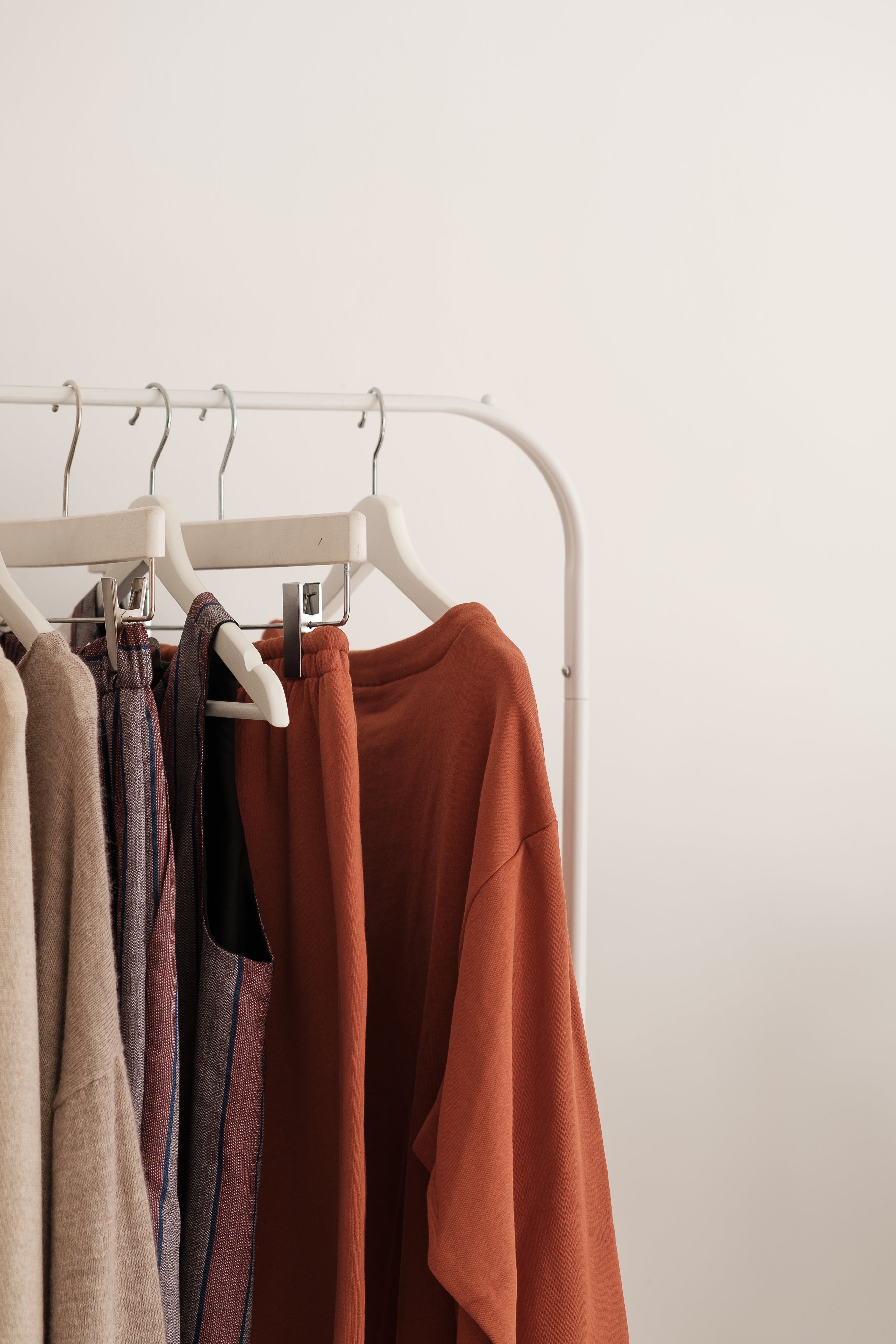 minimal-clothing-displayed-in-store.jpg